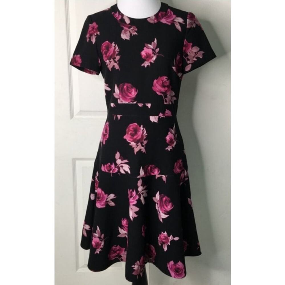 Kate Spade Womens Open Flare Dress size 4 Black Floral Roses Short Sleeve
